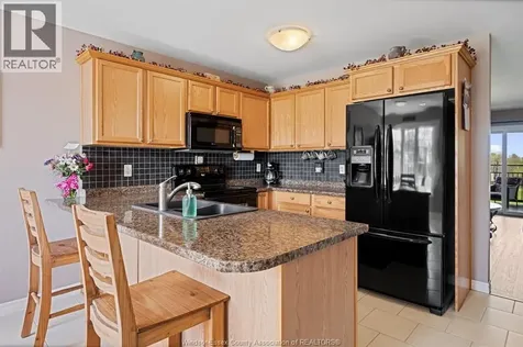25 Golfview Drive Kingsville ON N9Y 4E3