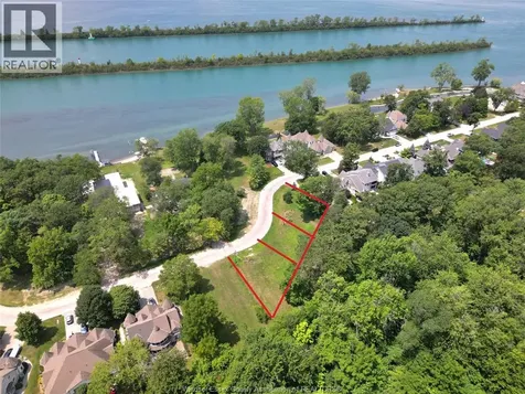 271 Crystal Bay Amherstburg ON N9V 4A6