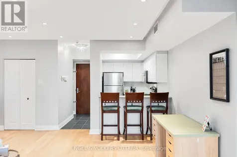 200 Rideau Street Ottawa ON K1N 5Y1