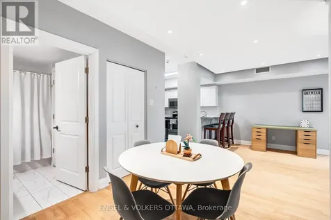 200 Rideau Street Ottawa ON K1N 5Y1