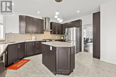 789 Fiddlehead Street Ottawa ON K1T 0N2