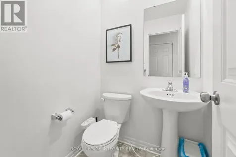 789 Fiddlehead Street Ottawa ON K1T 0N2