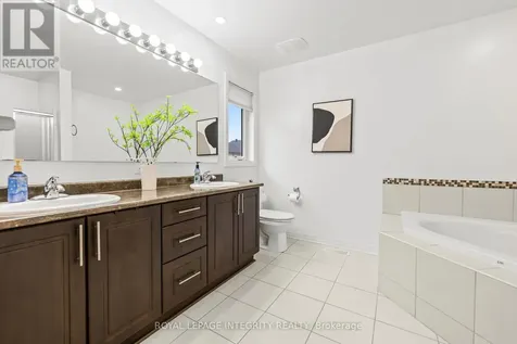 789 Fiddlehead Street Ottawa ON K1T 0N2