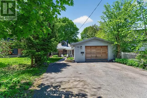 92 Orvigale Road Ottawa ON K2B 5A2