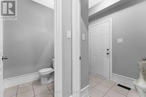 327 Ballinville Circle Ottawa ON K4M 0C4
