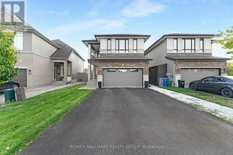 327 Ballinville Circle Ottawa ON K4M 0C4