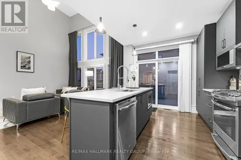 327 Ballinville Circle Ottawa ON K4M 0C4