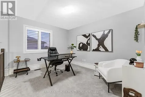 327 Ballinville Circle Ottawa ON K4M 0C4