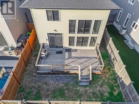 327 Ballinville Circle Ottawa ON K4M 0C4
