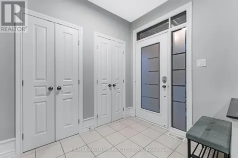 327 Ballinville Circle Ottawa ON K4M 0C4