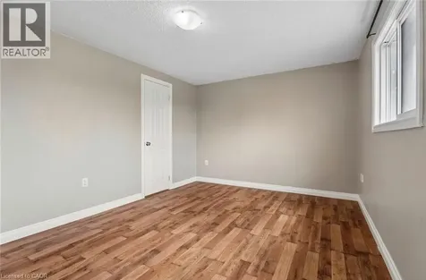 62 Corbett Drive Barrie ON L4M 5V2