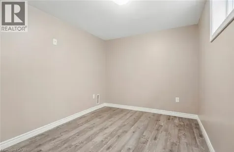 62 Corbett Drive Barrie ON L4M 5V2