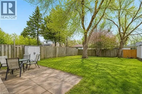 62 Corbett Drive Barrie ON L4M 5V2