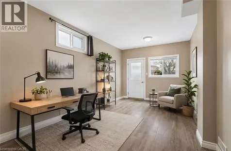 62 Corbett Drive Barrie ON L4M 5V2