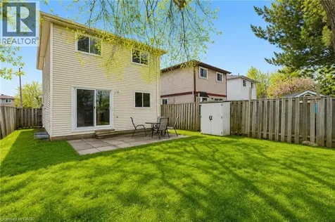 62 Corbett Drive Barrie ON L4M 5V2