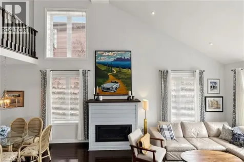 4176 Saunders Crescent Burlington ON L7M 0B3