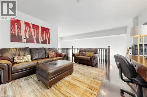 4176 Saunders Crescent Burlington ON L7M 0B3