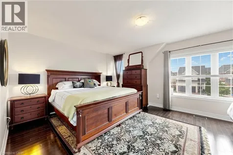 4176 Saunders Crescent Burlington ON L7M 0B3