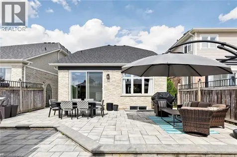 4176 Saunders Crescent Burlington ON L7M 0B3