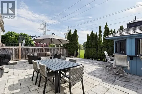 4176 Saunders Crescent Burlington ON L7M 0B3