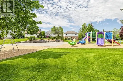 4176 Saunders Crescent Burlington ON L7M 0B3