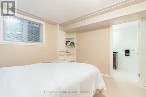 162 Settlers Way Blue Mountains ON L9Y 0M4