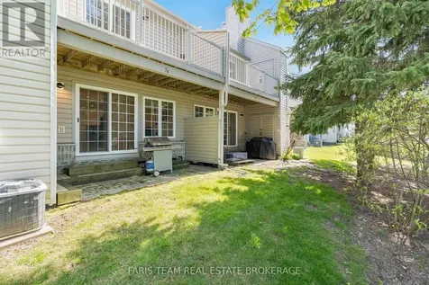 162 Settlers Way Blue Mountains ON L9Y 0M4