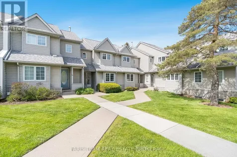 162 Settlers Way Blue Mountains ON L9Y 0M4