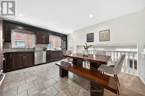 514 Brentcliffe Drive Waterloo ON N2T 2S4