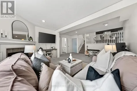 514 Brentcliffe Drive Waterloo ON N2T 2S4
