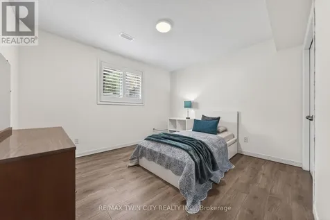 514 Brentcliffe Drive Waterloo ON N2T 2S4