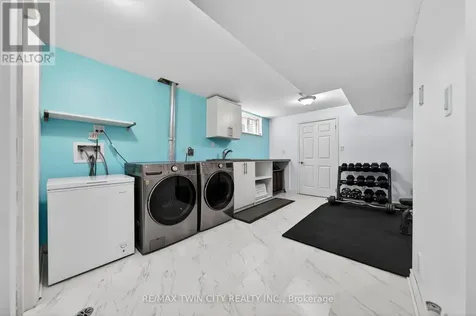 514 Brentcliffe Drive Waterloo ON N2T 2S4