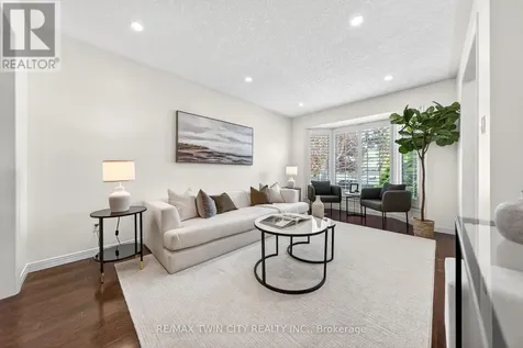 514 Brentcliffe Drive Waterloo ON N2T 2S4