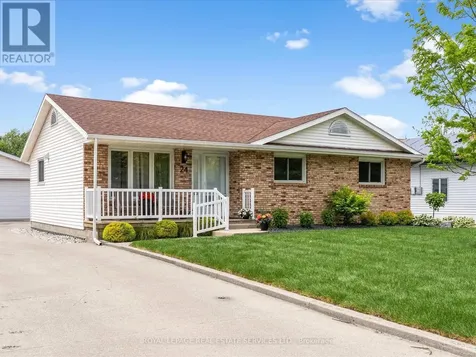 24 William Avenue Kingsville ON N9Y 3T2