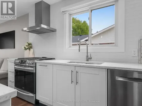 24 William Avenue Kingsville ON N9Y 3T2