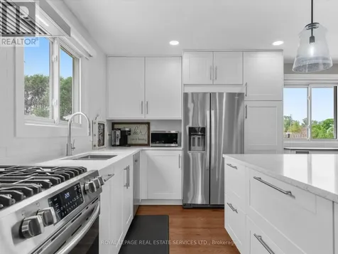 24 William Avenue Kingsville ON N9Y 3T2