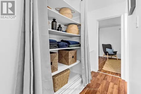 116 Mcclintock Way Ottawa ON K2L 2A4