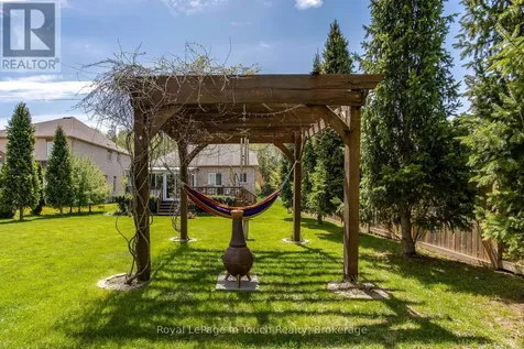 75 Pearl Street Wasaga Beach ON L9Z 0G8