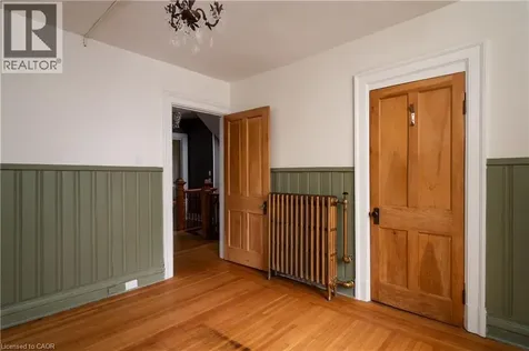 44 St Clair Avenue Hamilton ON L8M 2N3