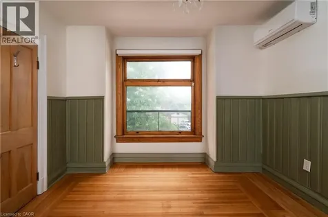 44 St Clair Avenue Hamilton ON L8M 2N3