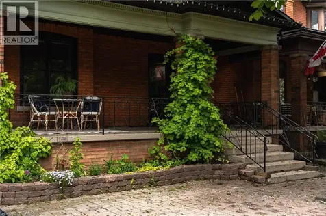 44 St Clair Avenue Hamilton ON L8M 2N3