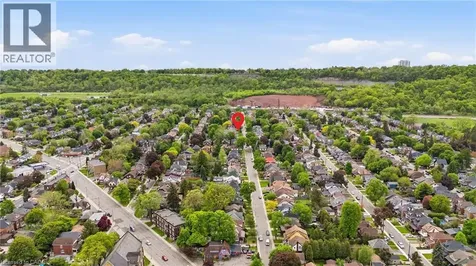 167 Balmoral Avenue South Hamilton ON L8M 3K2