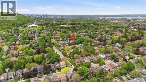 167 Balmoral Avenue South Hamilton ON L8M 3K2