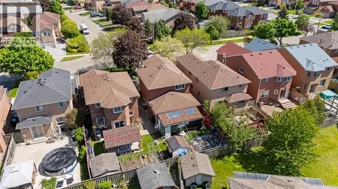 1263 Bantham Street Mississauga ON L5V 1Y8