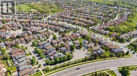 1263 Bantham Street Mississauga ON L5V 1Y8