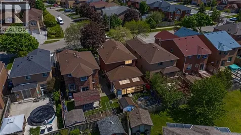 1263 Bantham Street Mississauga ON L5V 1Y8