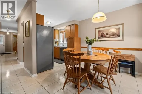 1263 Bantham Street Mississauga ON L5V 1Y8