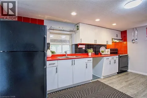 68 Riverside Drive Welland ON L3C 5E2