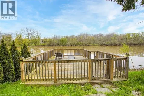 68 Riverside Drive Welland ON L3C 5E2
