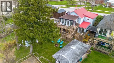 68 Riverside Drive Welland ON L3C 5E2